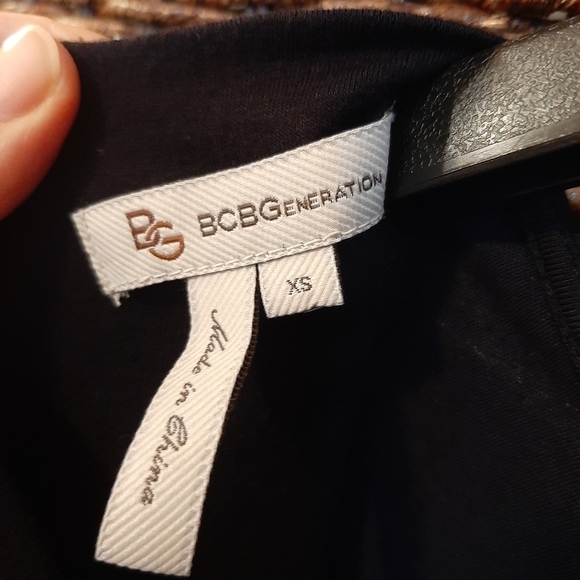 BCBGeneration Low Back Balloon Sleeve Knit Mini Dress Stretch Work LBD Black XS - Picture 4 of 6